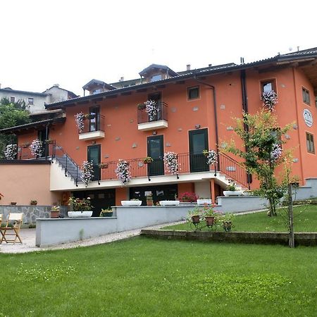 Bed and Breakfast Al Pasche Дронеро Экстерьер фото