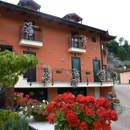 Bed and Breakfast Al Pasche Дронеро Экстерьер фото